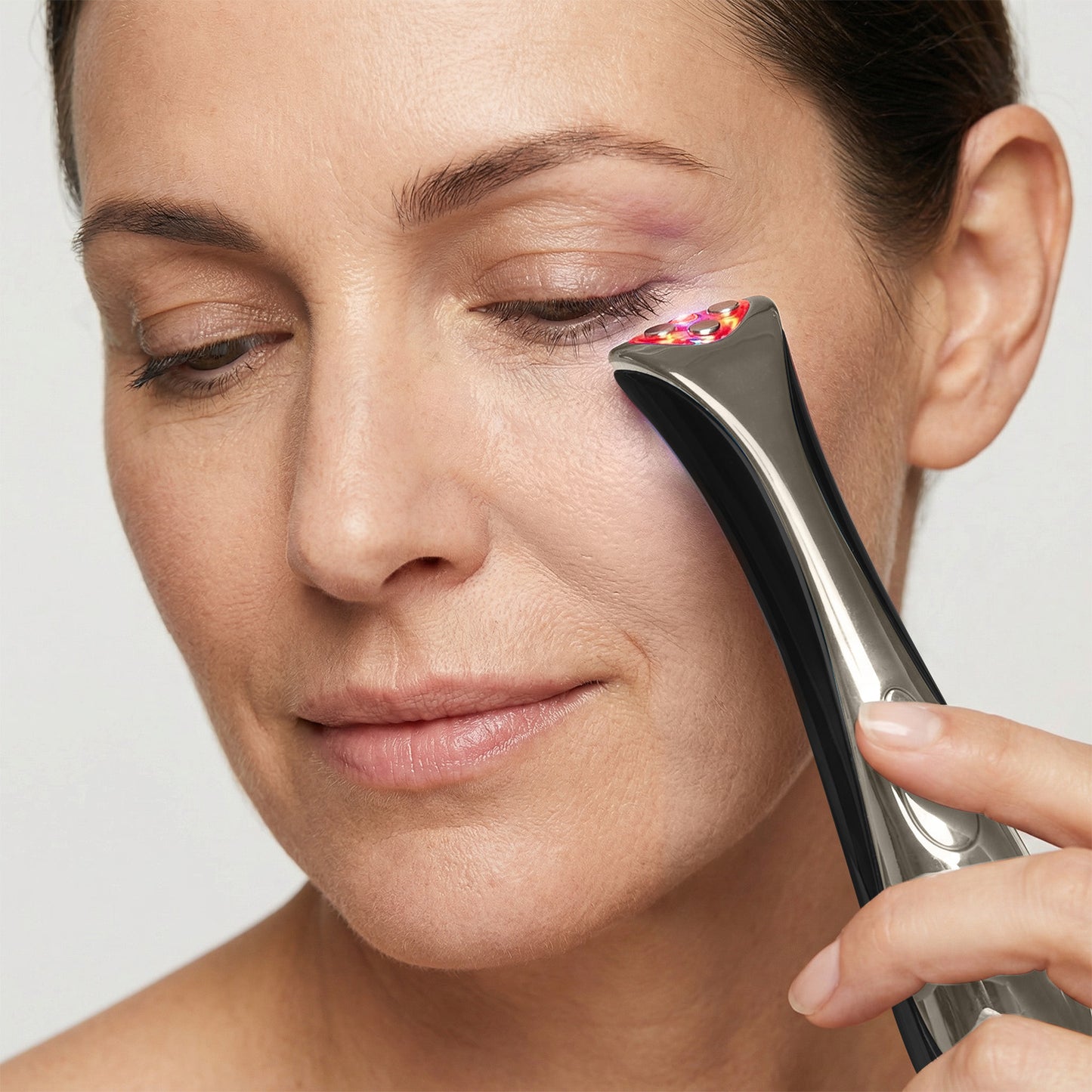 Bright Firm Under-Eye Lifting Device