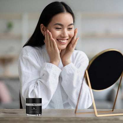 Revitalizing Cooling Mask  Enriched With Hyaluronic Acid + Multi-Peptide